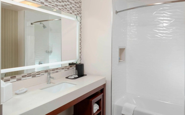 Courtyard by Marriott DeLand Historic Downtown