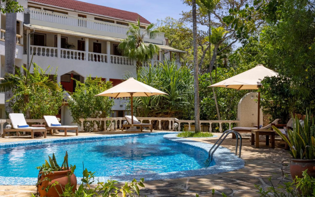 Blue Marlin Beach Hotel