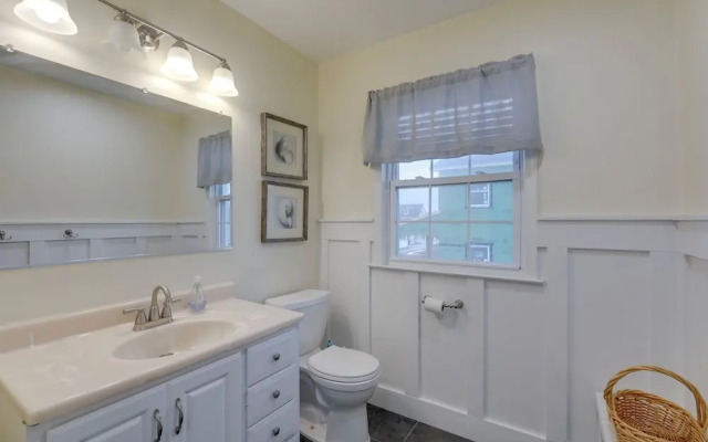 < 1/2 Mi to Boardwalk: Roomy Wildwood Retreat!