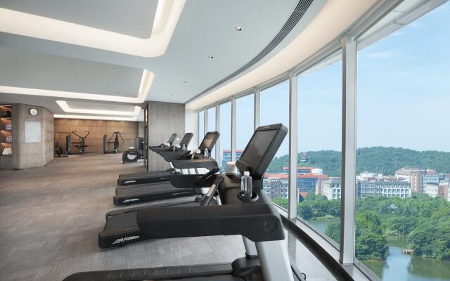Crowne Plaza Wuhan Optics Valley by IHG