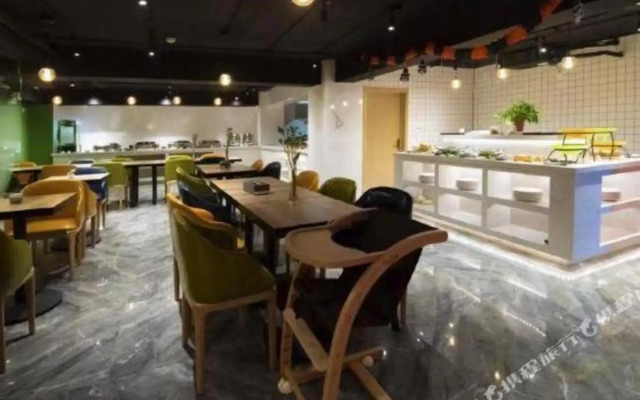 Super 8 Hotel Shenyang Wu Ai