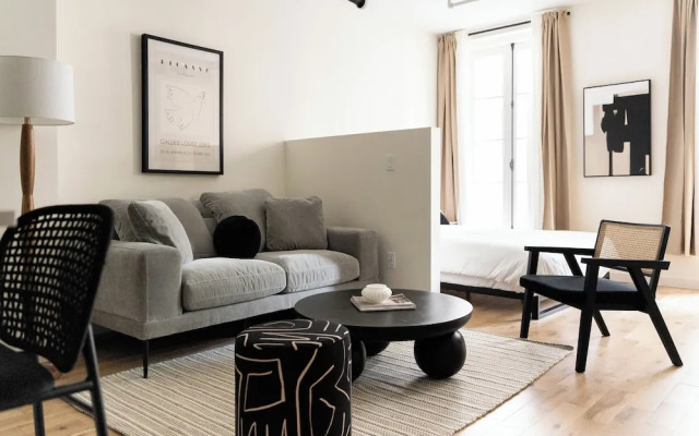 Maison Place Jacques-Cartier by Luxury In Transit