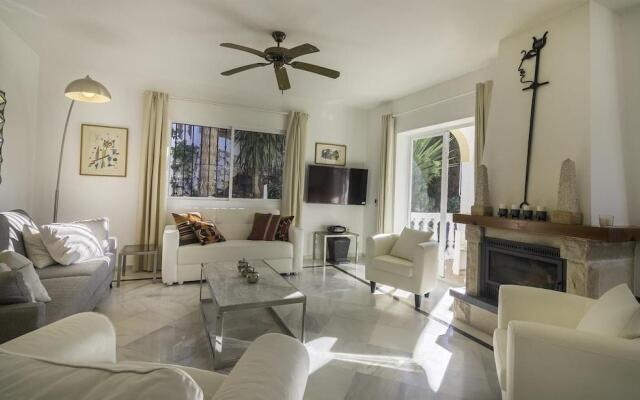 Beautiful Villa Near Beach - Marbella