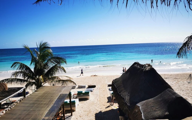 Playa Canek Beachfront Eco Hotel