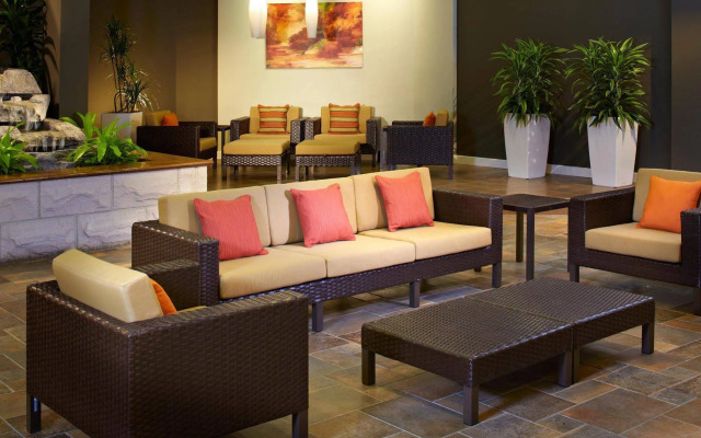 Courtyard by Marriott Milwaukee Downtown