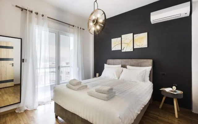 Atmospheric Apartment near Acropolis by CloudKeys