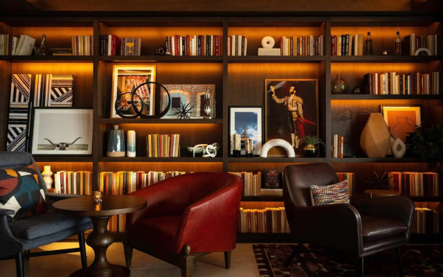 AC Hotel Austin-University