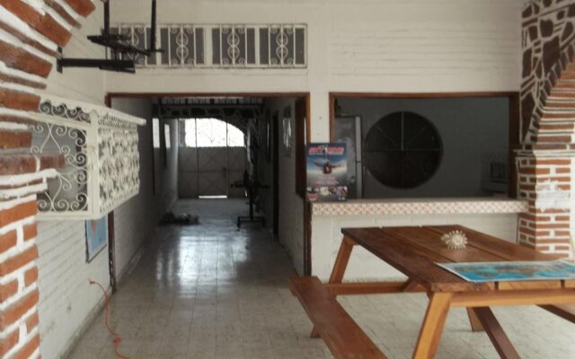 El Sunset Hostel