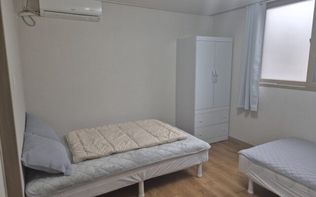 AirDragon Guest House