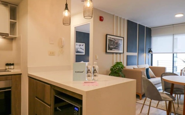 w Dreamy 1BR in San Isidro