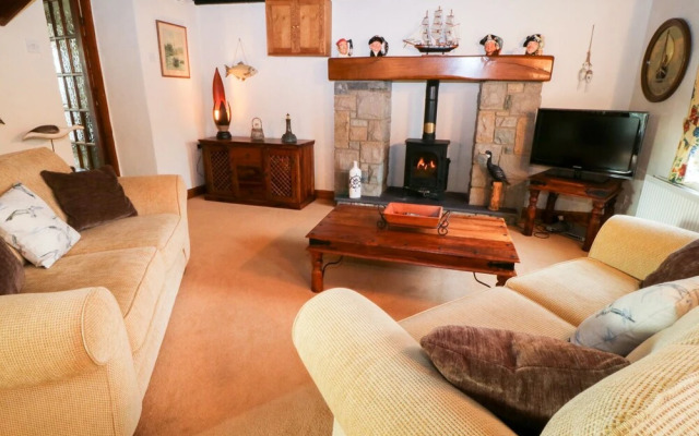 Llain Rhuttan, Pwllheli