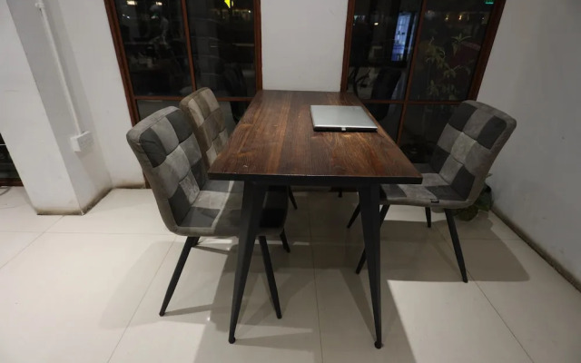 OYO 93667 Penginapan Pelangi