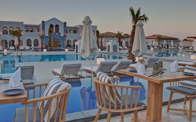 Anemos Luxury Grand Resort