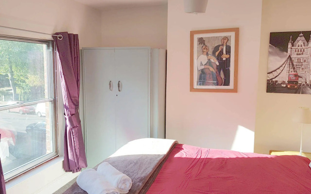 Stay Norwich Riverside