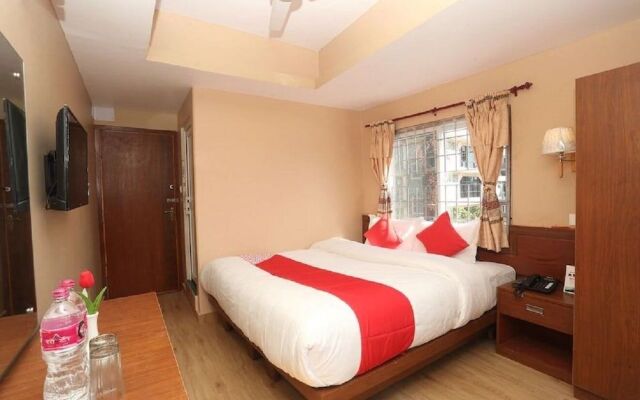 Oyo 714 Hotel Om