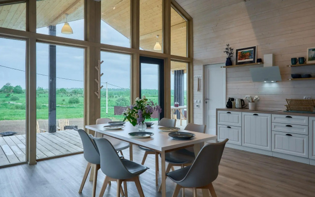 Yakunino Cottage