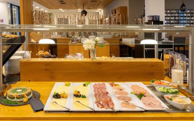 Отель Plaza Inn Dachau - München