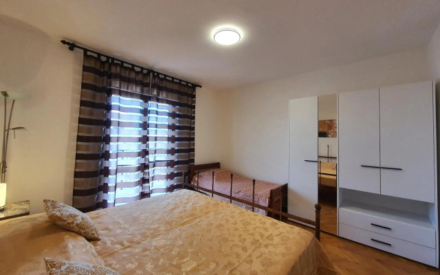 Apartments Luciana & Helena