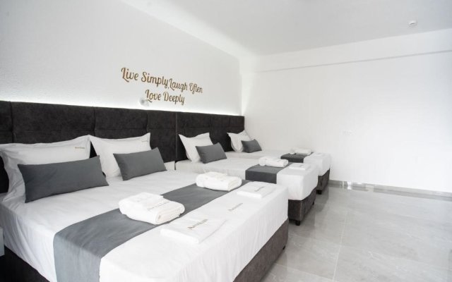 Aeonian Luxury Suites Asprovalta, Adults Only & Kids 14 Plus