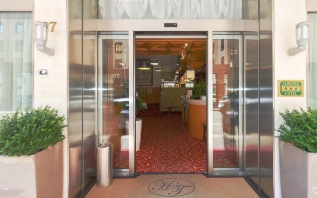 hotelImage
