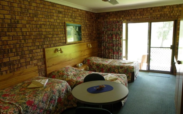 Surfside Resort Motel