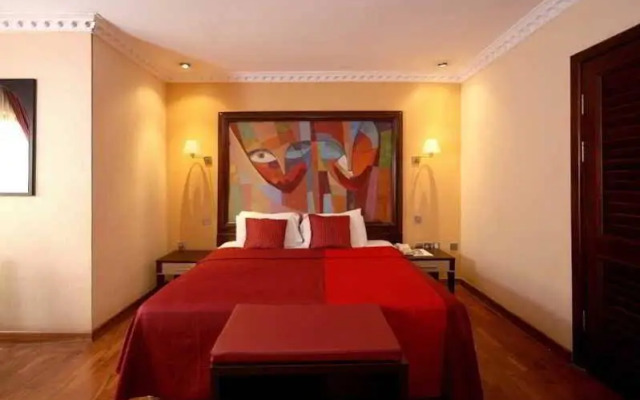 Planet One Hotel & Wellness