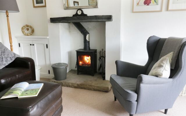 3 Overlands, Settle
