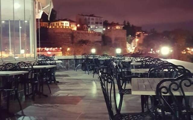 Waha Hotel