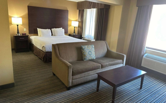 Wingate by Wyndham Harrisburg Near Hershey