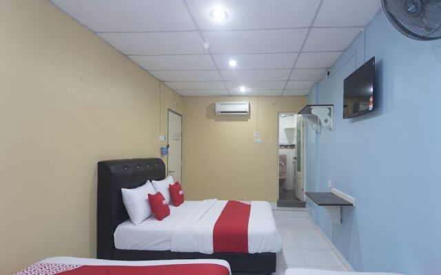 Rafik Ali Motel by OYO Rooms