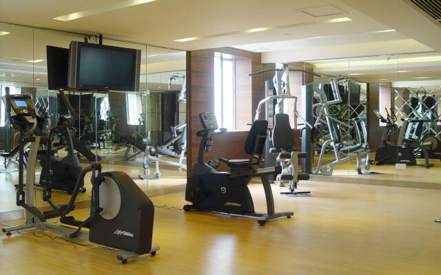 Guangdong Victory Hotel - Free shuttle bus to exhibition center during Canton Fair