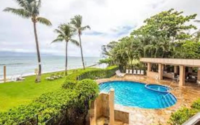 Stunning Sunsets and Oceanview's at Paki Maui