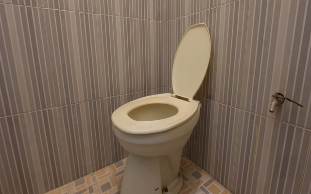 Hotel O Losmen Ida Near PT. Narmada Awet Muda (Pabrik Lingsar)