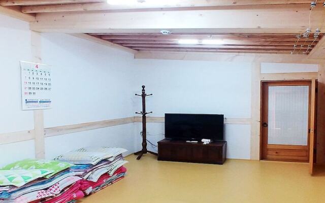 Gyeongju Yeokrakjae Hanok Guesthouse
