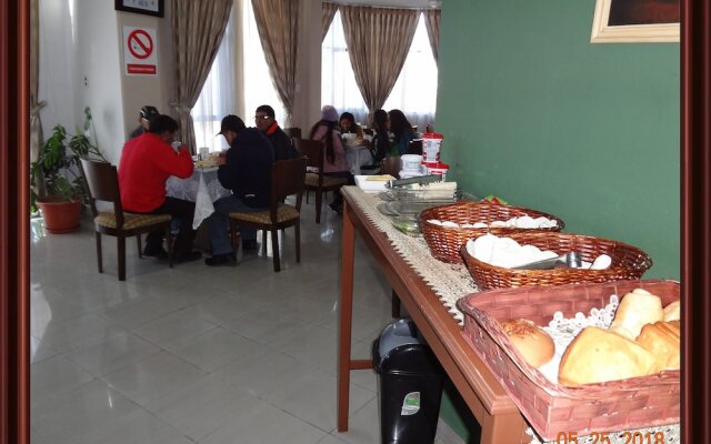 Hostelling Bustillo