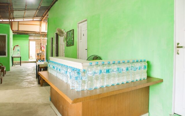 Penginapan Pondok Ratu 354 by OYO