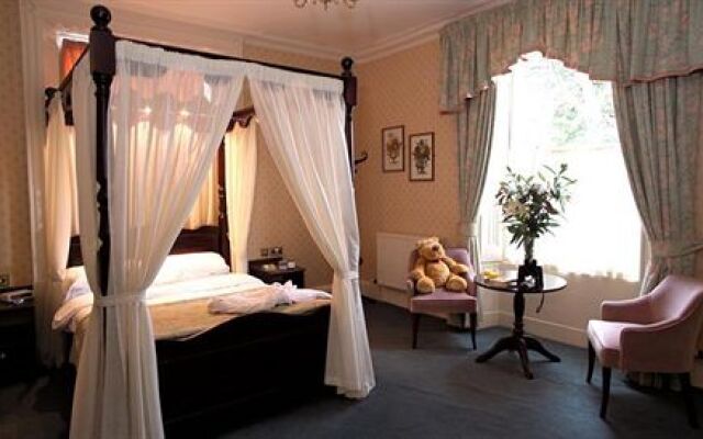 The Newington Hotel