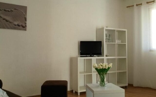 Apartments Huljic