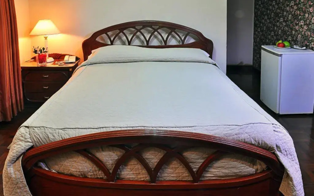 Capital Plaza Hotel