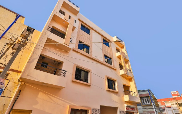 OYO 22020 Hotel Shakti
