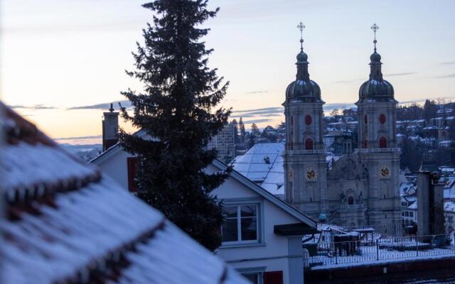 St. Georgen-Strasse Studios by VISIMO - Design. City. Nature