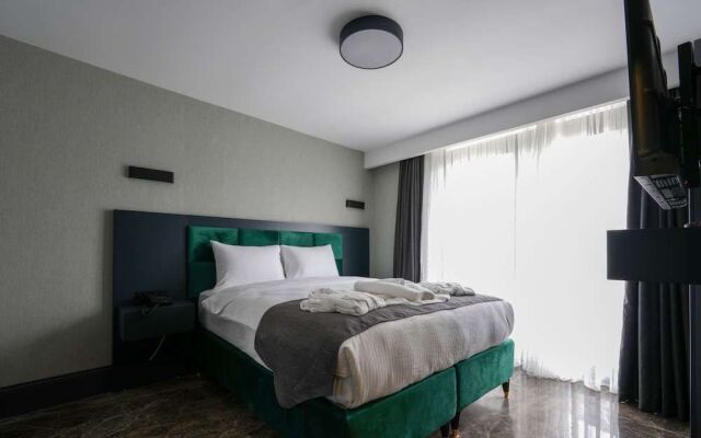 Hotel Kurucesme Business