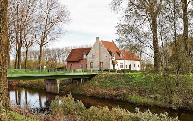 Luxurious Mansion in Sint-laureins Near Forest