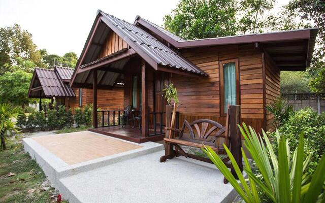Orange Tree House - Ao Nang