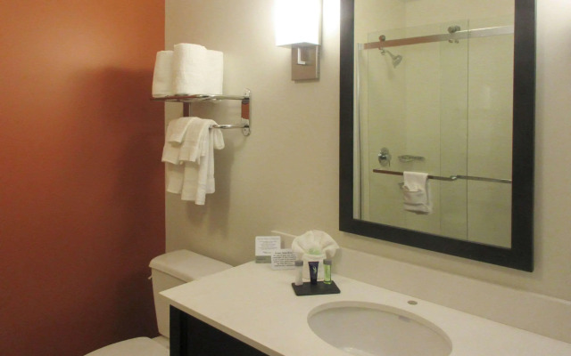 Sleep Inn & Suites Oregon - Madison