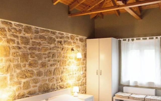 Villavia Residence - Ostria Pool Access Residence
