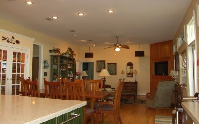 Grover s Place