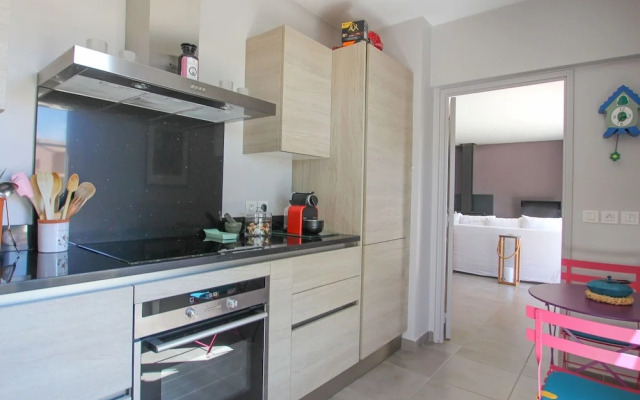 Spacious Holiday Home in Grimaud With Large Garden