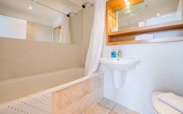 2 Bedroom Loft Apartment With City View