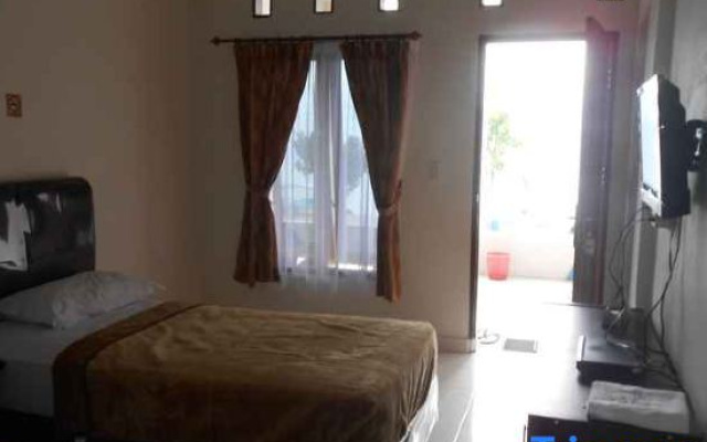 Hotel Raja Samosir